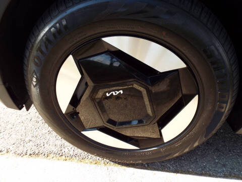 2024 Kia EV9 Light Long Range