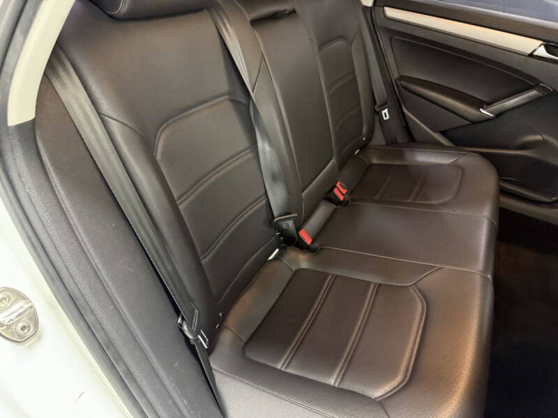 2020 Volkswagen Passat SE