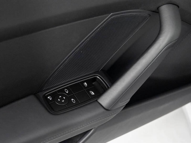 2024 Porsche 911 Carrera