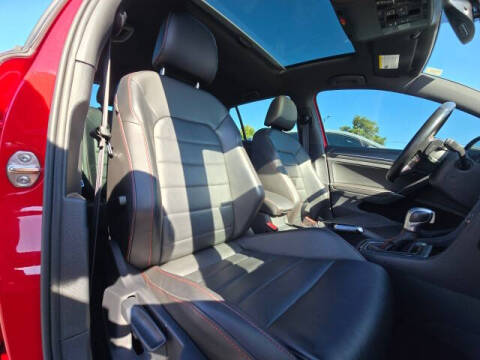 2021 Volkswagen Golf GTI SE