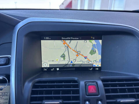 2017 Volvo XC60 T5 Dynamic