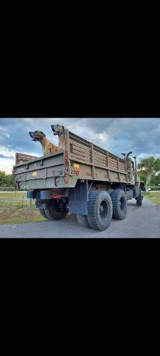 1985 AM General M923