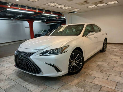 2023 Lexus ES 250