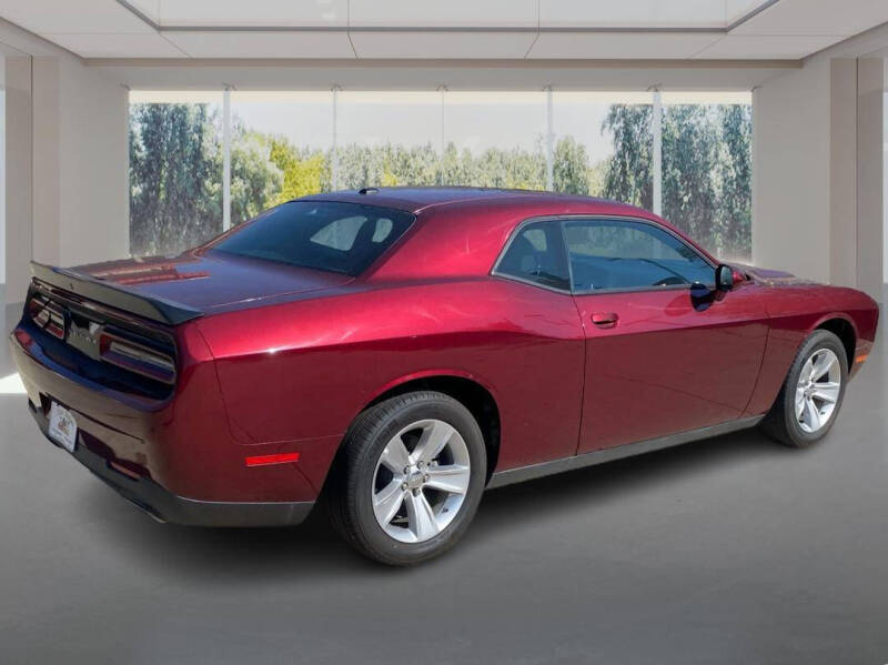 2023 Dodge Challenger SXT