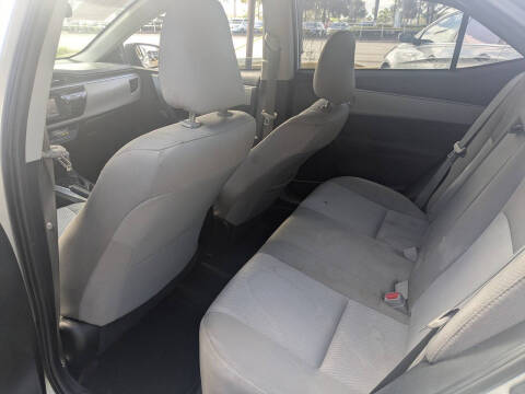 2015 Toyota Corolla LE