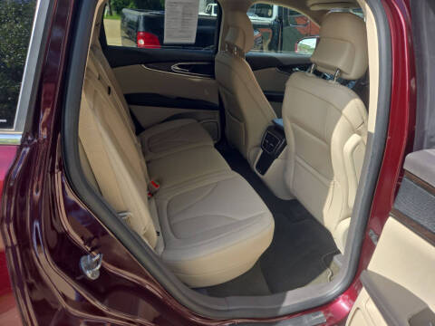 2019 Lincoln Nautilus Select