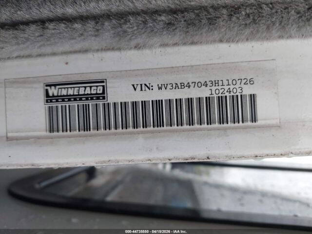 2004 Winnebago Rialta 22HD