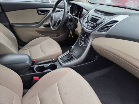 2016 Hyundai Elantra