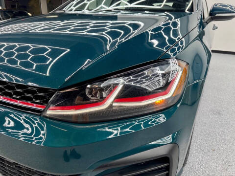 2019 Volkswagen Golf GTI S