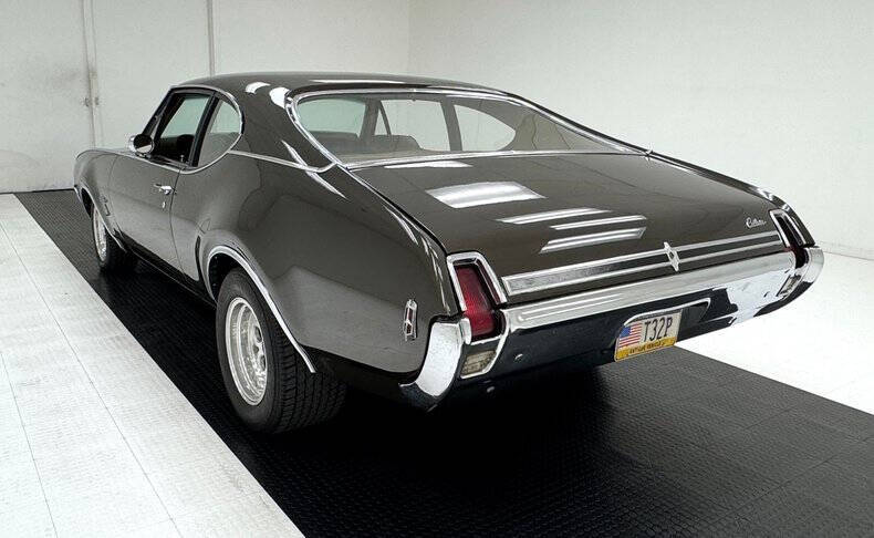 1969 Oldsmobile Cutlass
