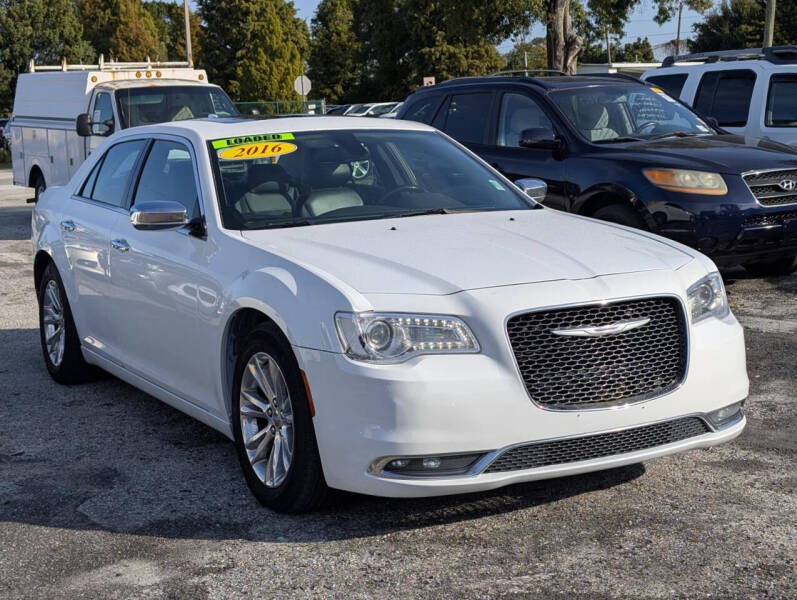 2016 Chrysler 300 C
