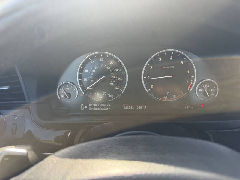 2016 BMW 5 Series 528i