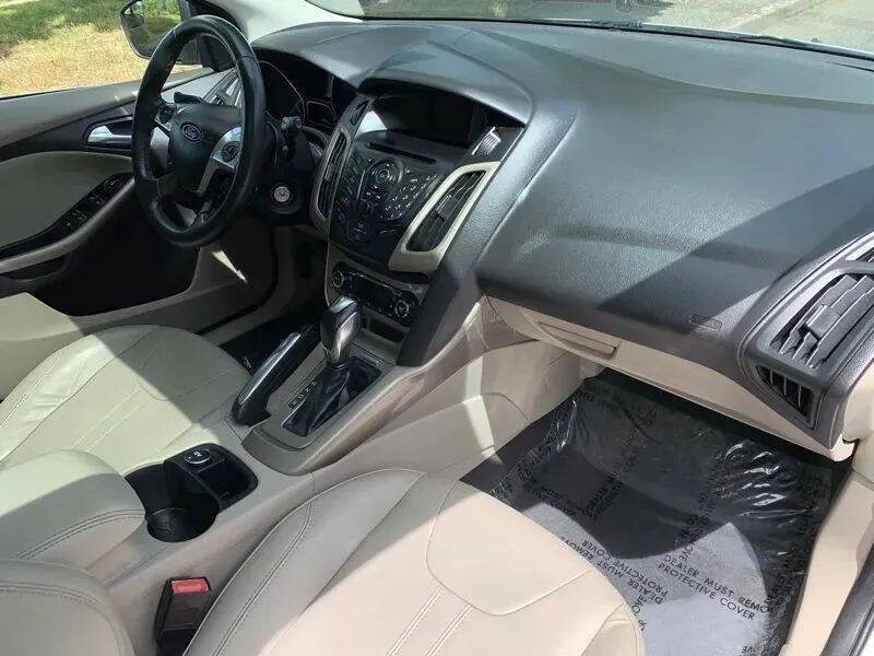 2012 Ford Focus SEL