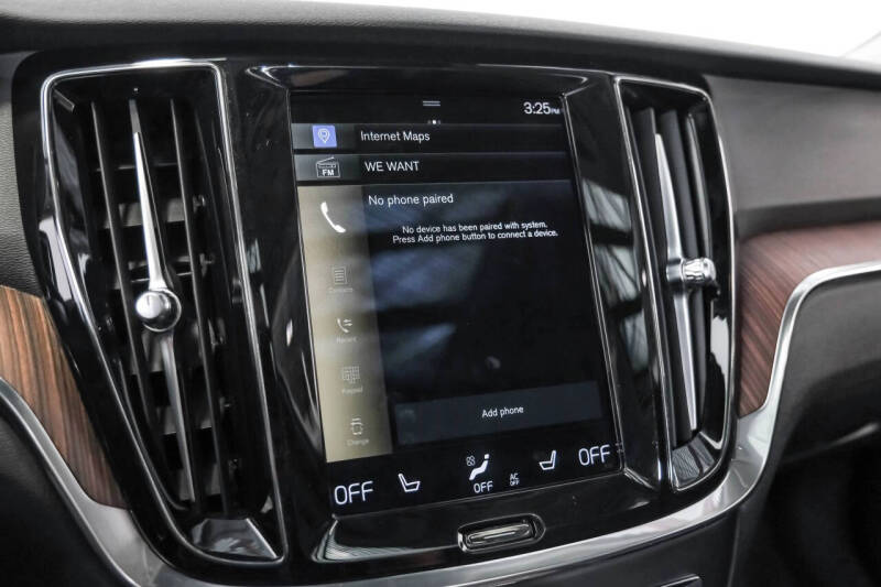 2021 Volvo V60 T5 Momentum