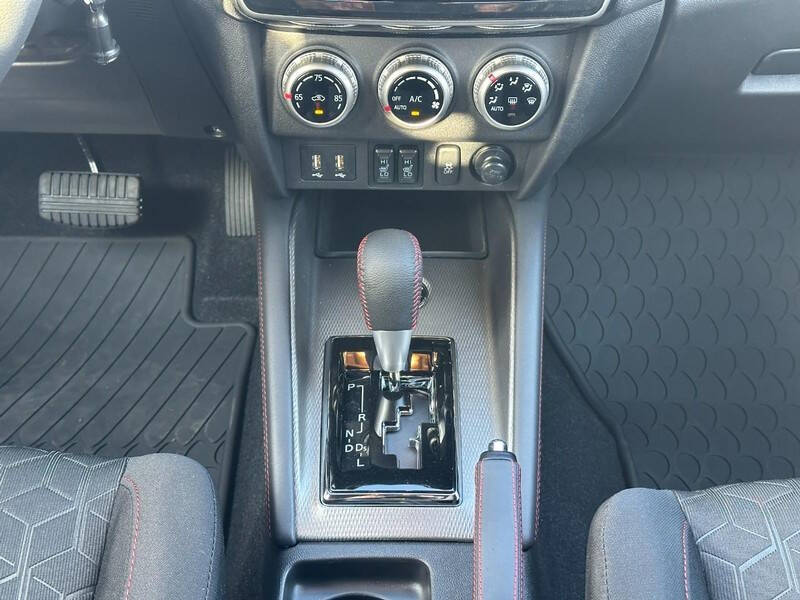 2025 Mitsubishi Outlander Sport SE