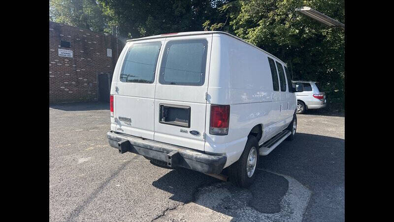 2013 Ford E-Series E-250