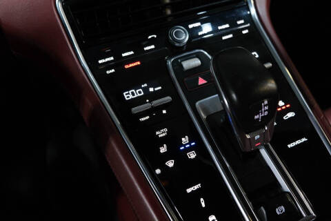 2020 Porsche Panamera 4
