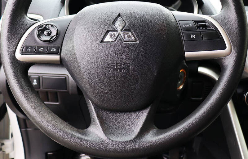 2019 Mitsubishi Eclipse Cross LE