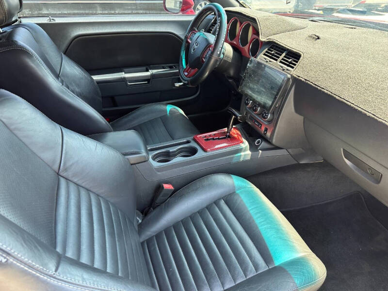 2012 Dodge Challenger R/T Plus