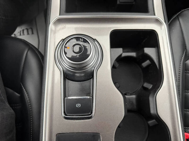 2023 Ford Edge