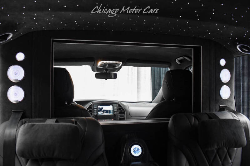 2023 Mercedes-Benz Metris Passenger