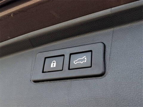 2022 Subaru Outback Touring