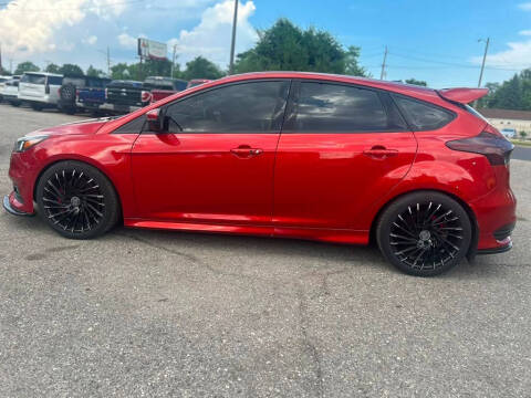 2018 Ford Focus ST