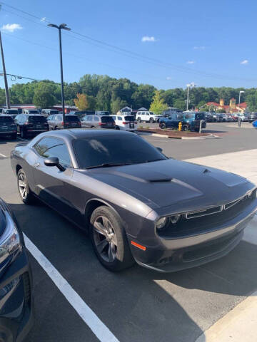 2019 Dodge Challenger SXT