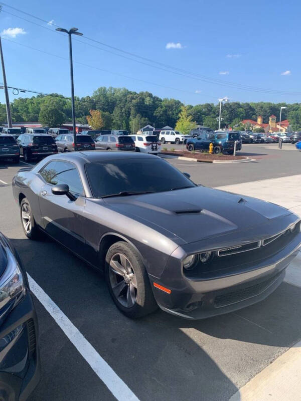2019 Dodge Challenger SXT