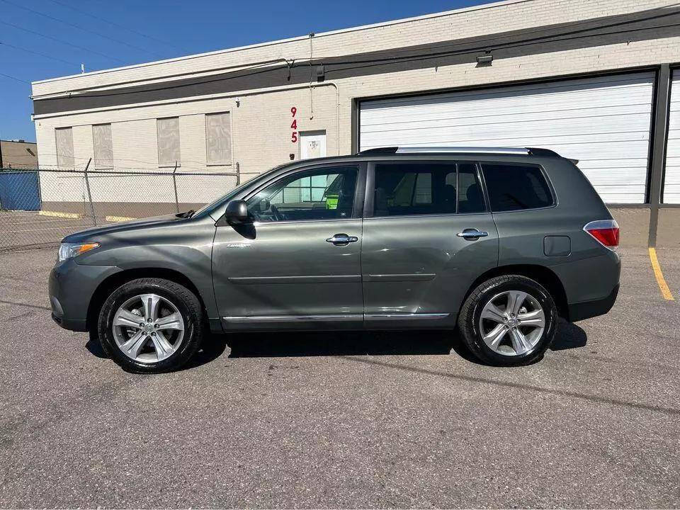 2013 Toyota Highlander for sale at Car Shine Auto Sales in Denver, CO