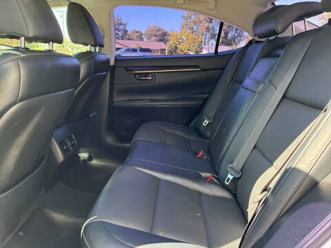 2017 Lexus ES 350