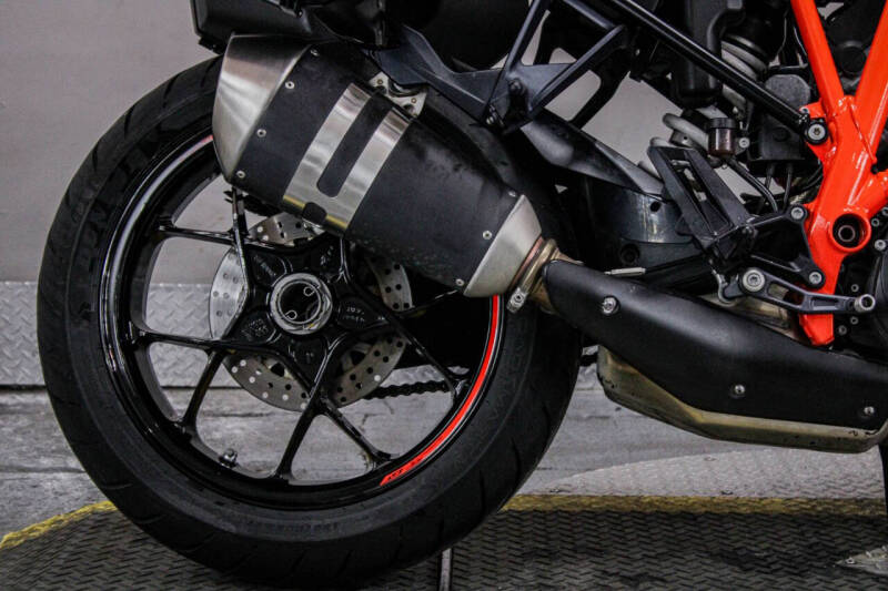 2016 KTM 1290 Super Duke R