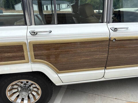 1988 Jeep Grand Wagoneer