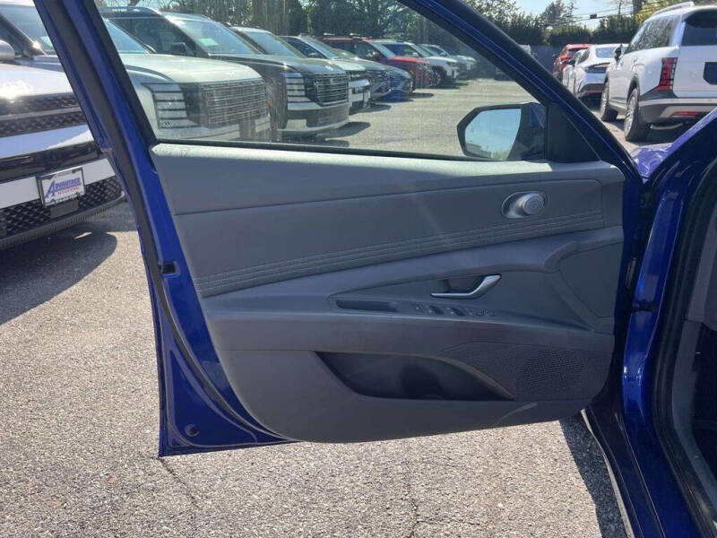 2023 Hyundai Elantra