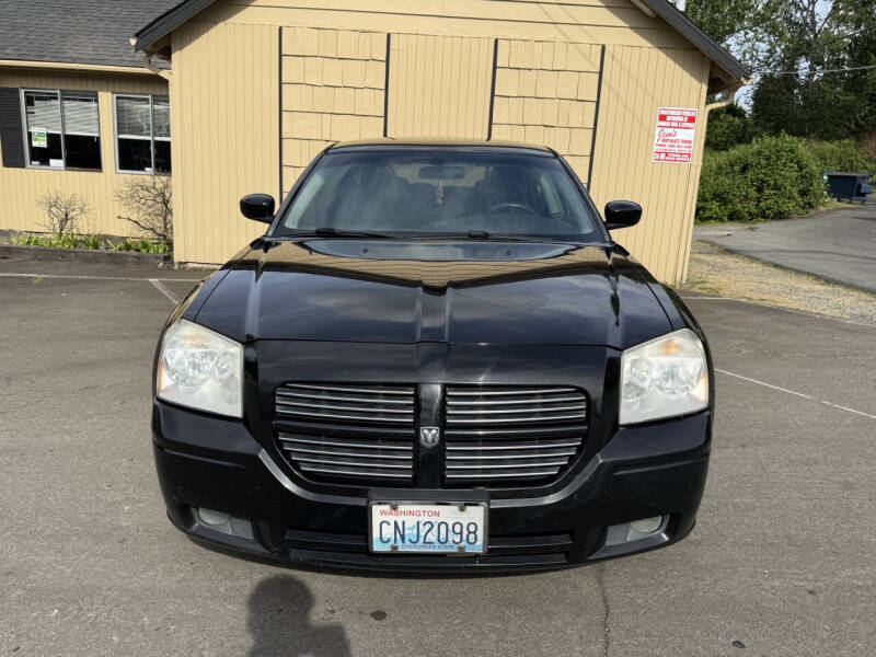 2005 Dodge Magnum RT