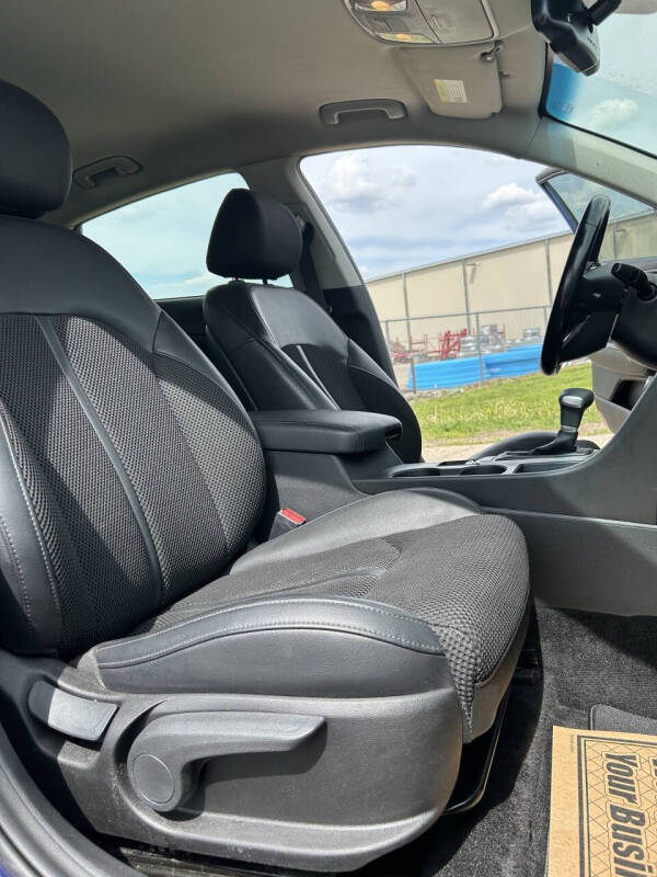 2019 Kia Optima S