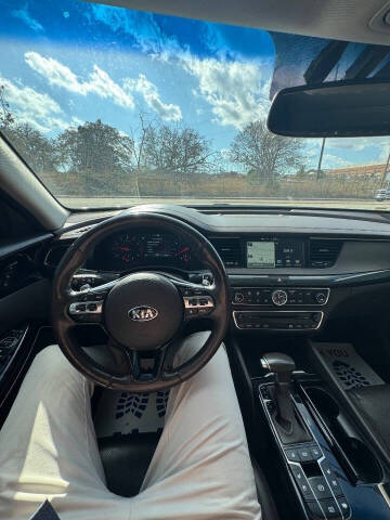 2017 Kia Cadenza Limited