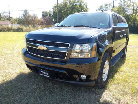 2011 Chevrolet Suburban for sale at LA PULGA DE AUTOS in Dallas TX