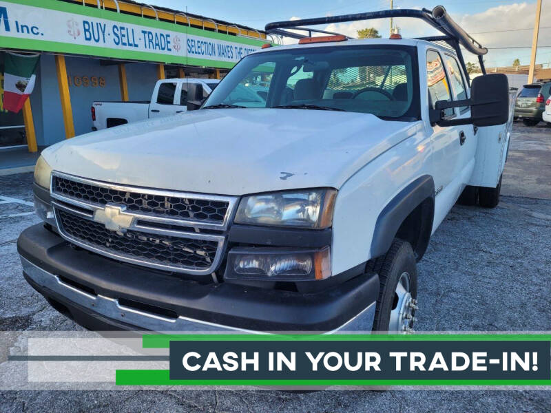 2007 Chevrolet Silverado 3500 CC Classic for sale at Autos by Tom in Largo FL