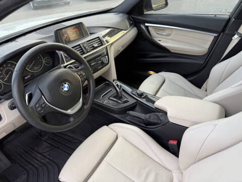 2017 BMW 3 Series 330i