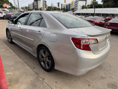 2014 Toyota Camry SE V6