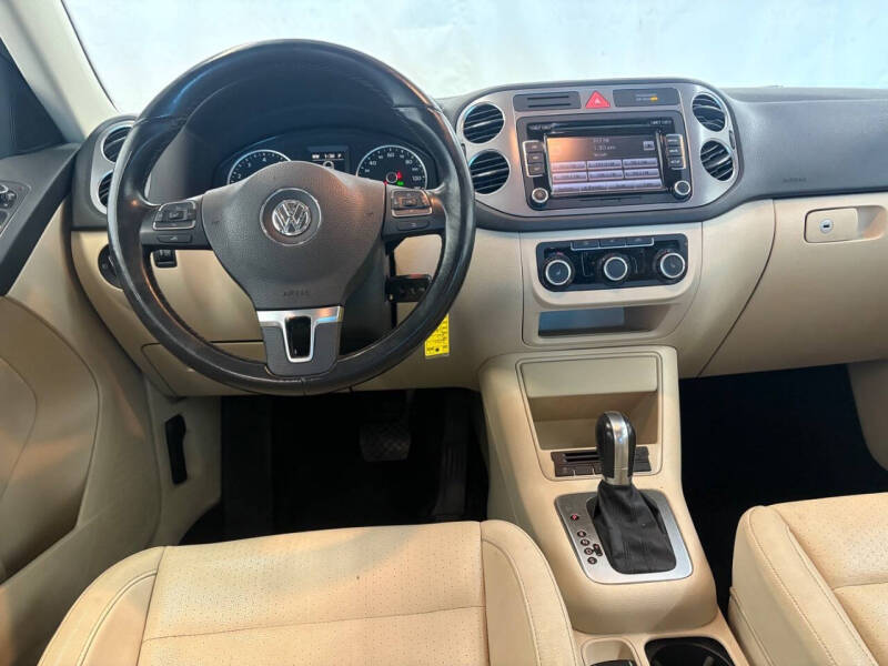 2011 Volkswagen Tiguan S