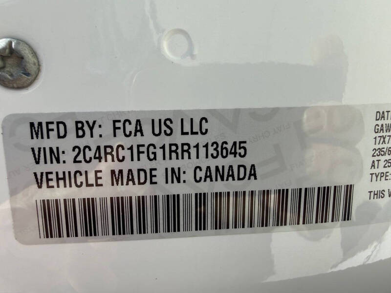 2024 Chrysler Pacifica Touring