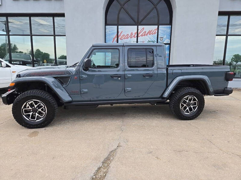 2026 Jeep Gladiator Shadow Ops