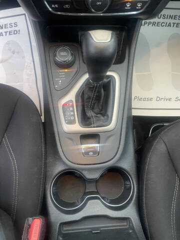 2015 Jeep Cherokee Sport