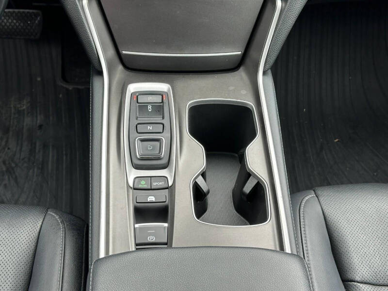 2018 Honda Accord Hybrid Touring