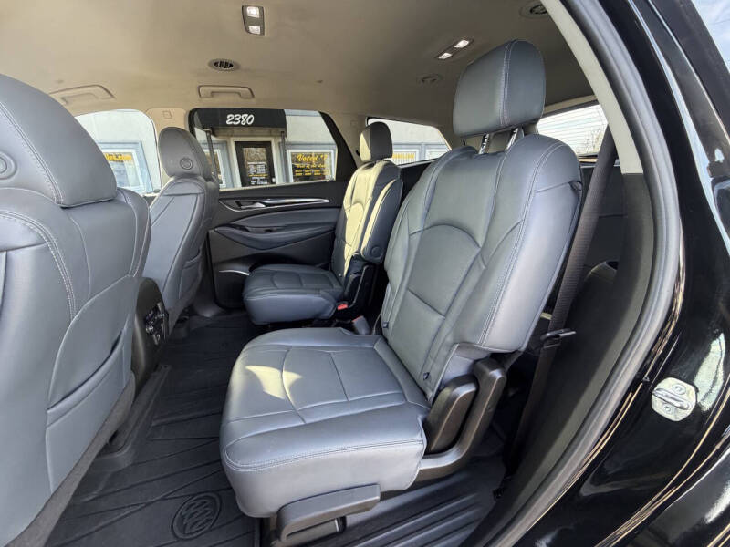 2021 Buick Enclave Essence