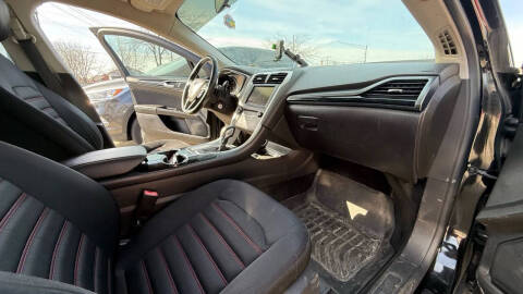 2014 Ford Fusion SE