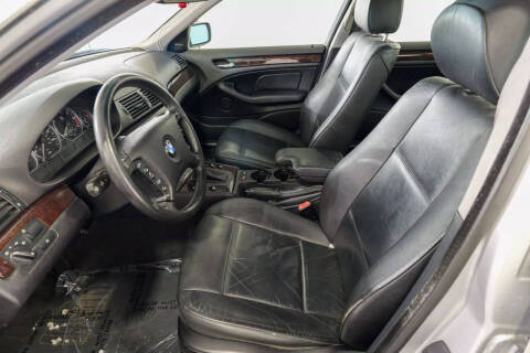 2003 BMW 3 Series 330i