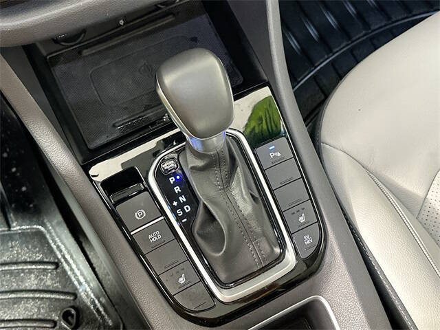 2022 Hyundai Ioniq Plug-in Hybrid Limited